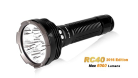 Fenix RC40 oplaadbare LED-zaklamp