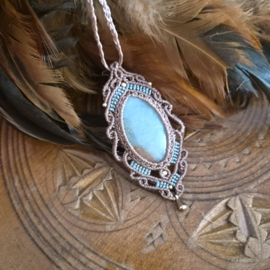 Macramé ketting Aquamarijn