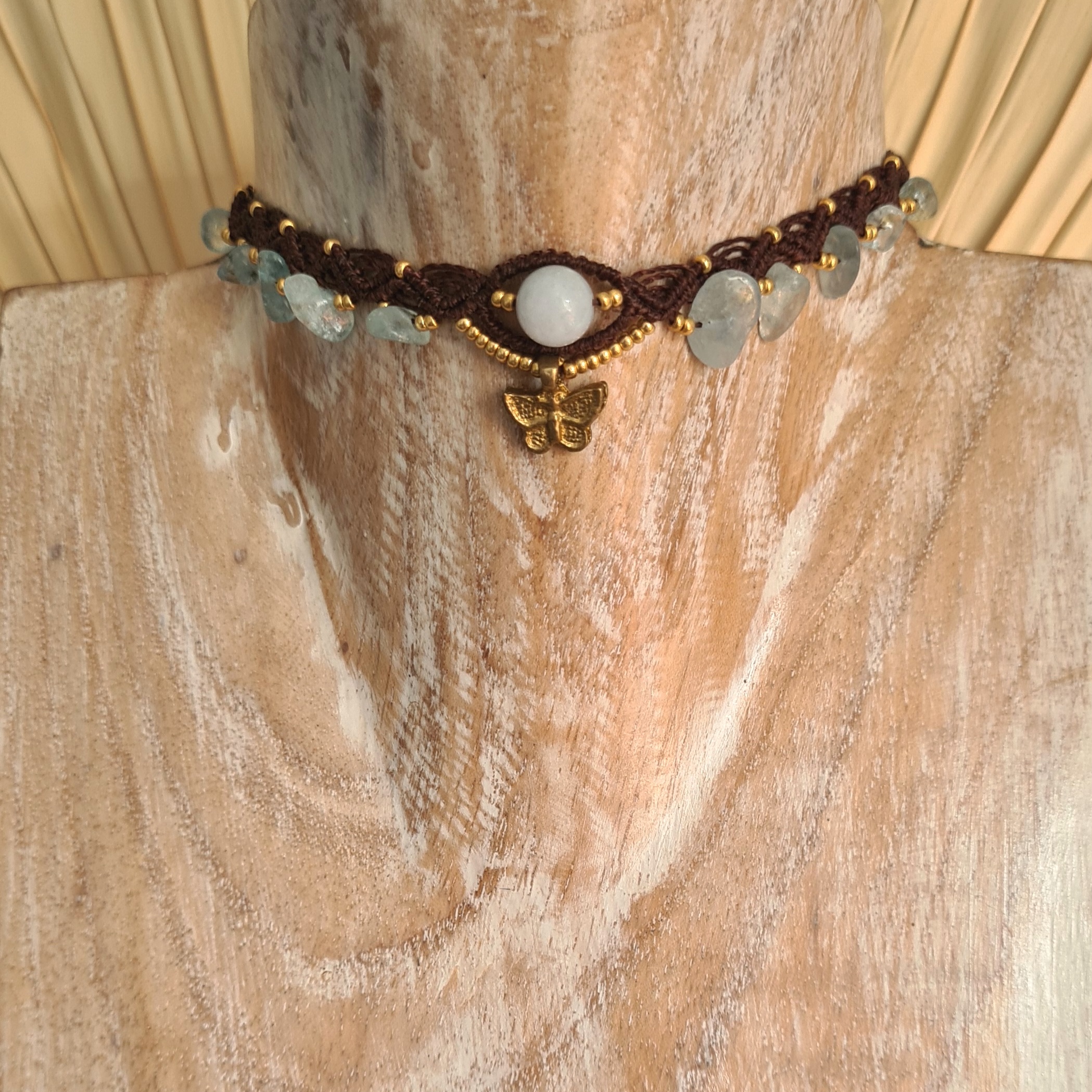 Macramé choker Aquamarijn