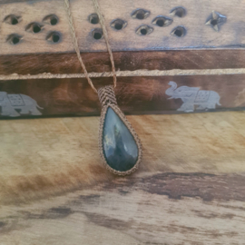 Macramé ketting Labradoriet