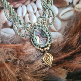 Macramé ketting Abalone