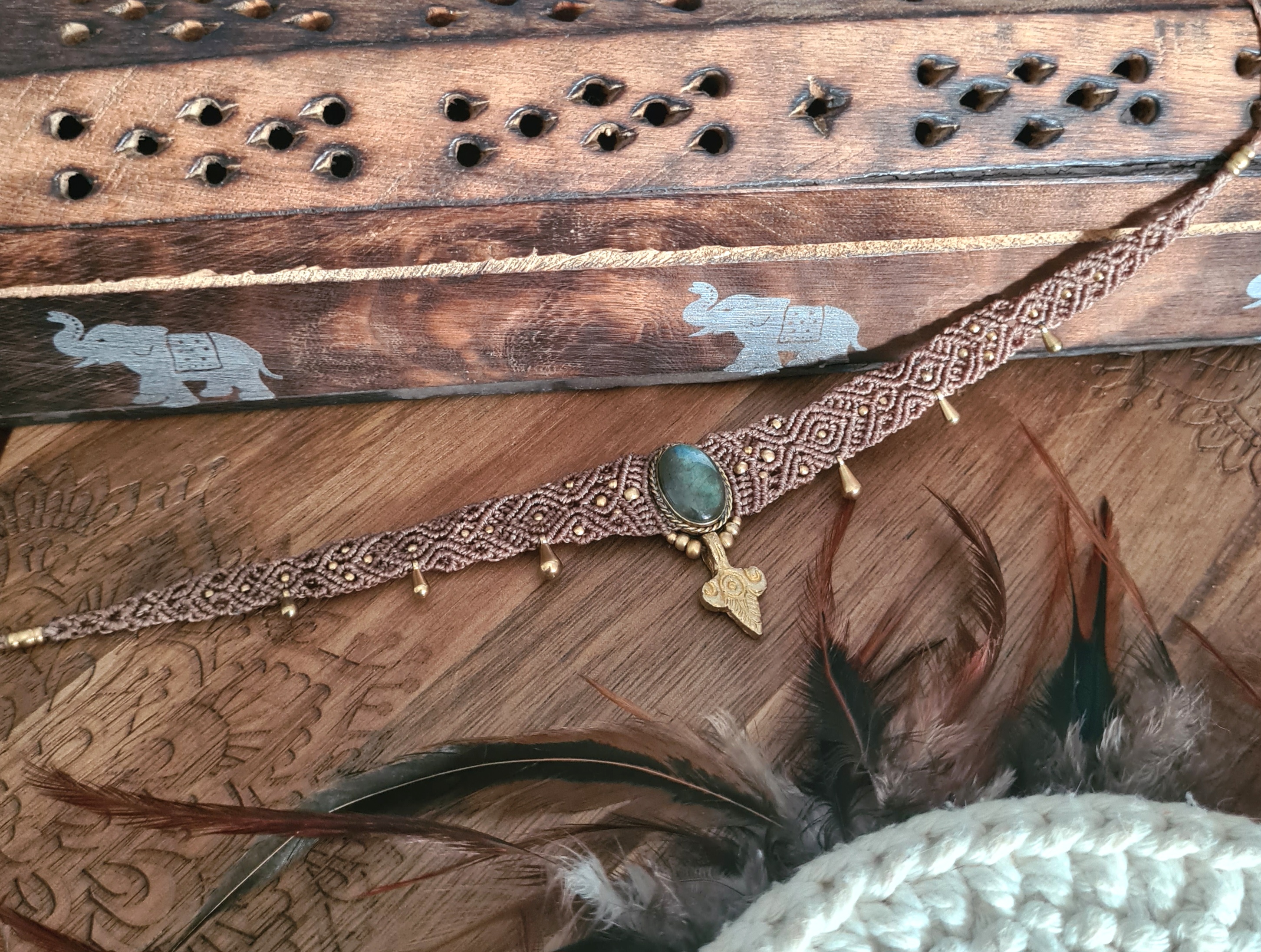 Macramé choker Labradoriet
