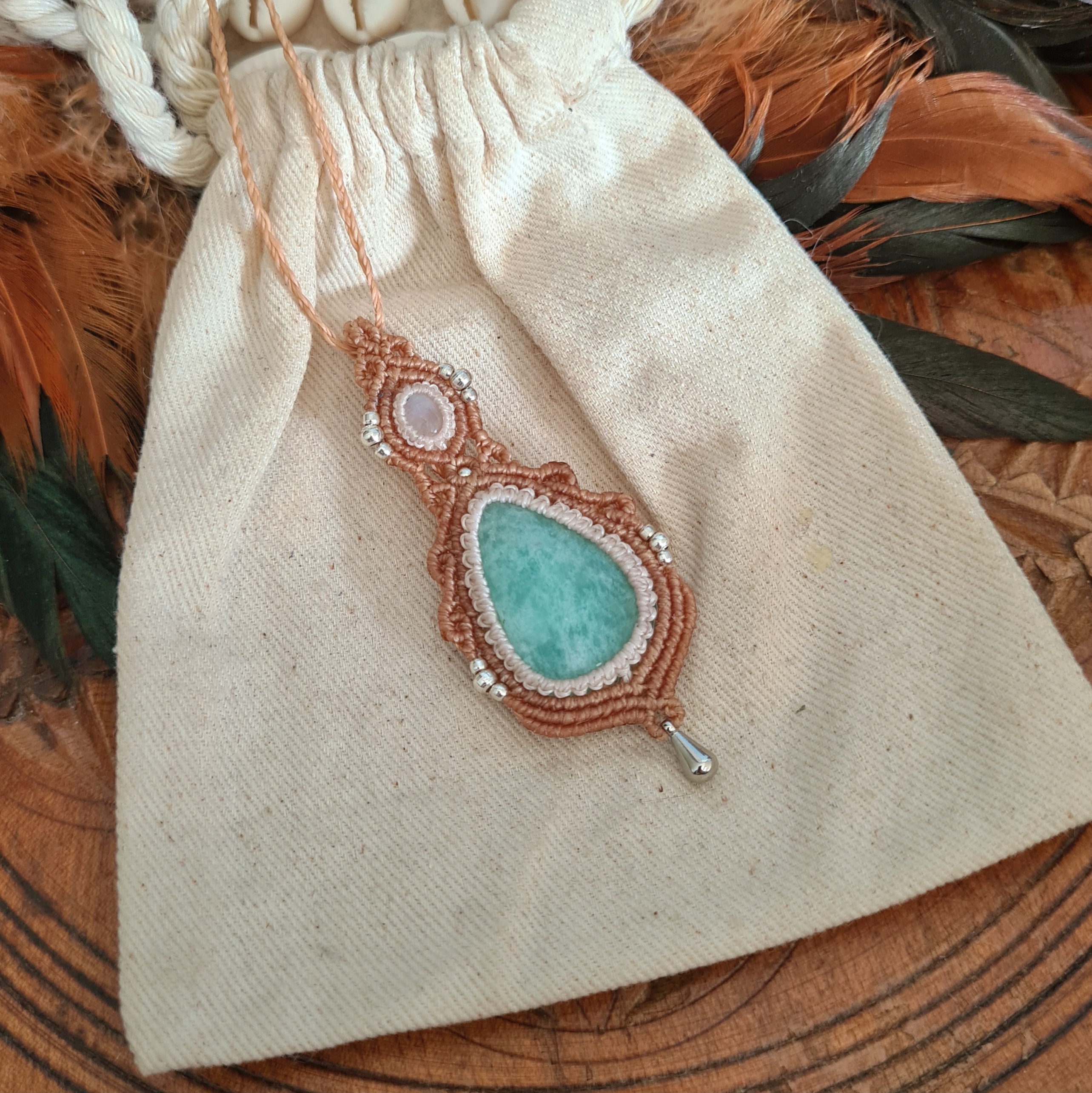 Macramé ketting Amazoniet en Maansteen
