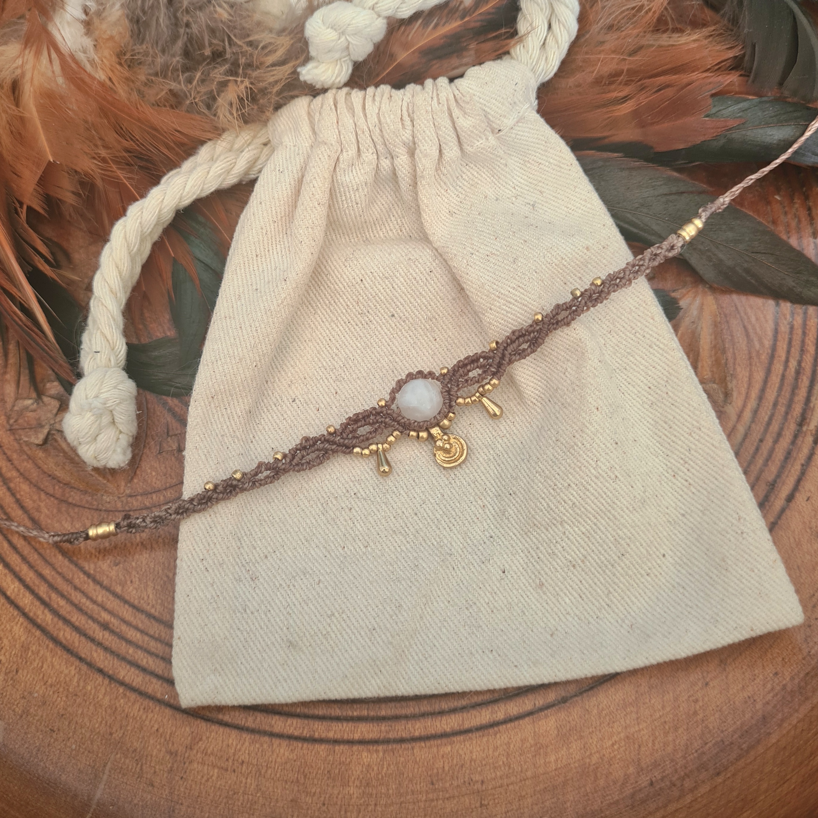 Macramé choker Maansteen