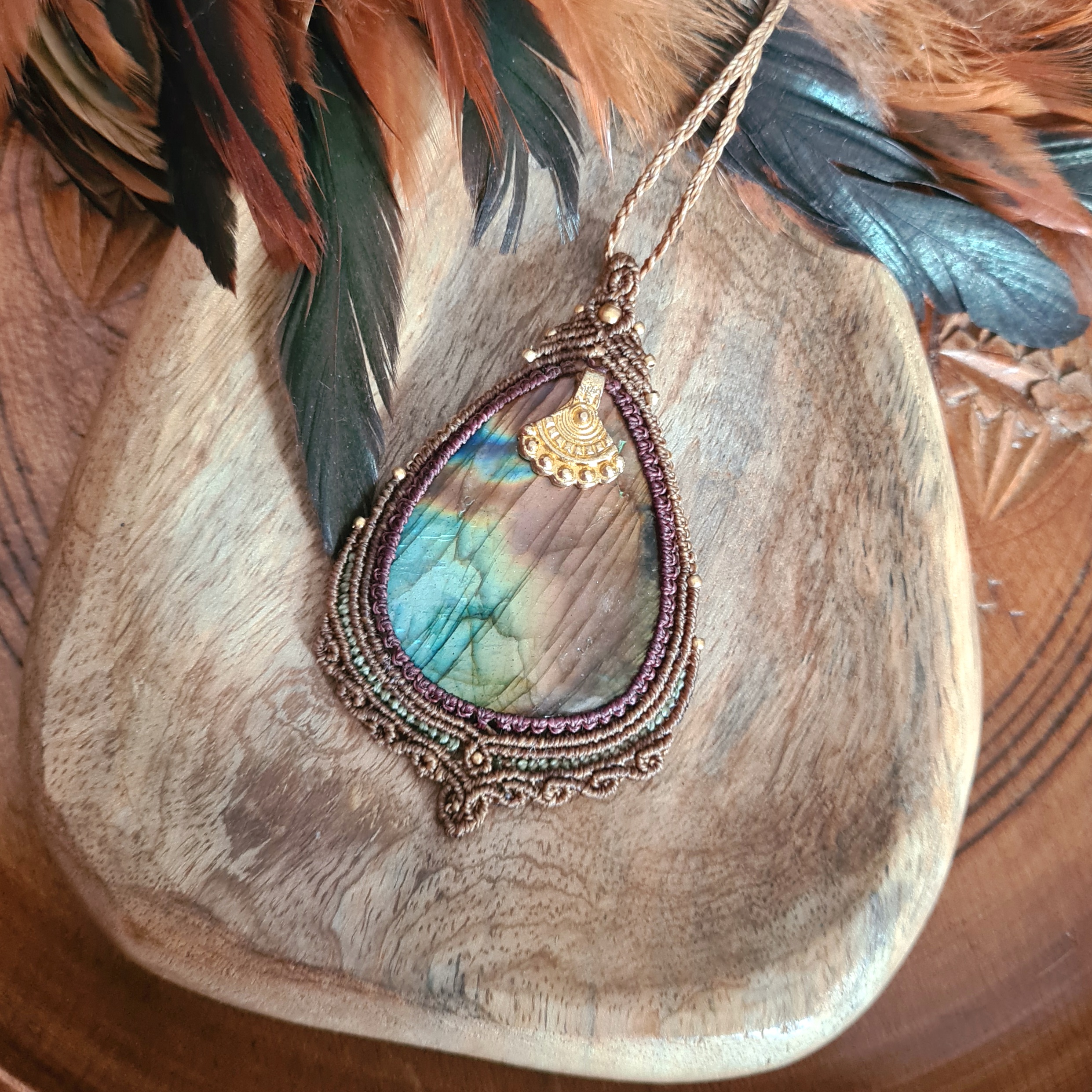 Macramé ketting Labradoriet