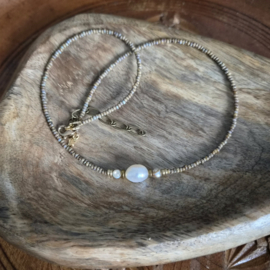 Ibiza Pearl Rocailles Picasso ketting (brown )