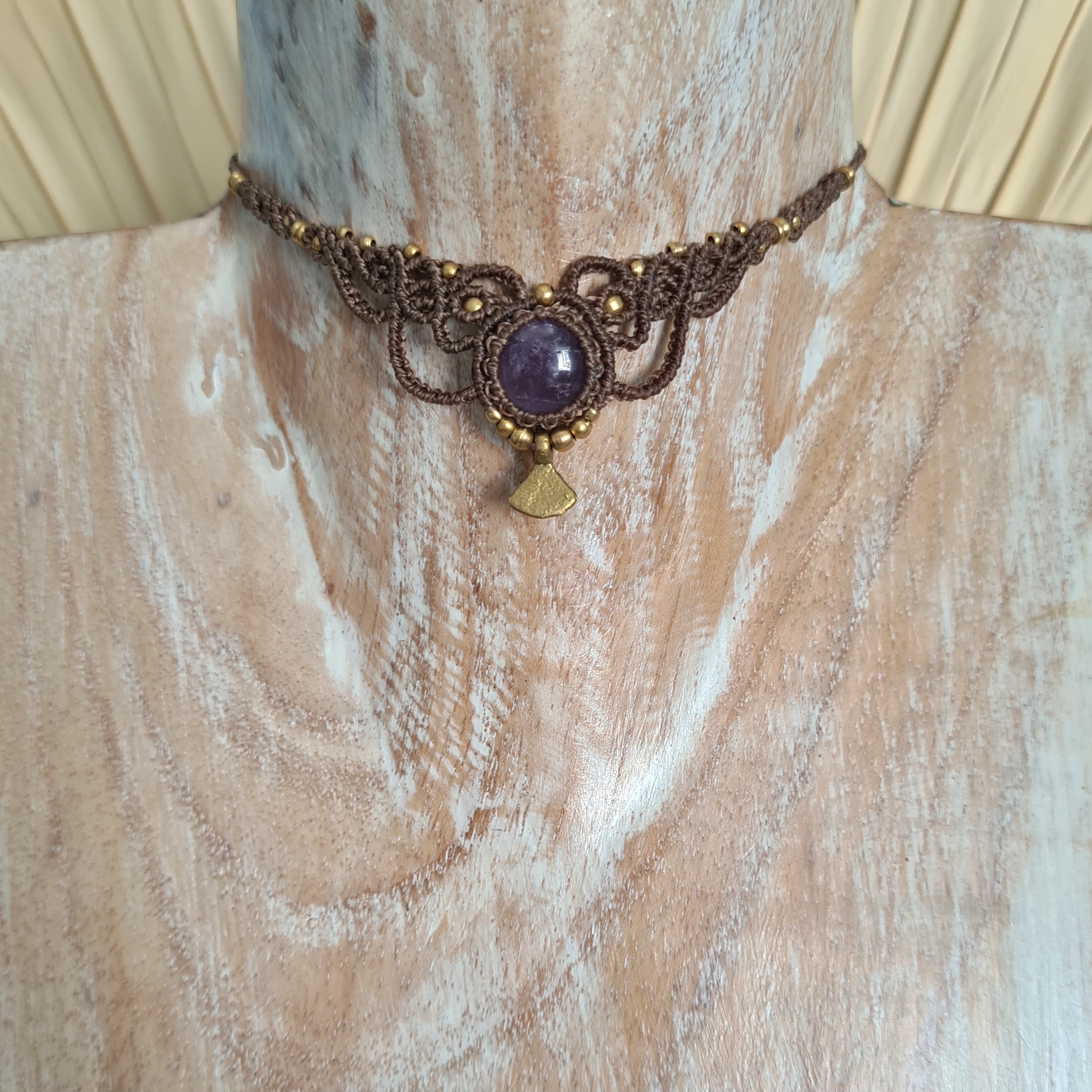 Macramé choker Amethist