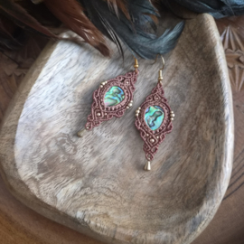 Macramé oorbellen Abalone