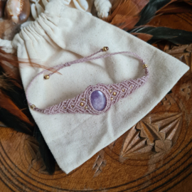 Macramé armband Amethist