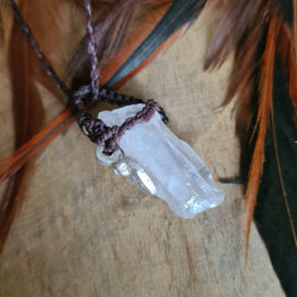 Aurakwarts Crystal Pendant