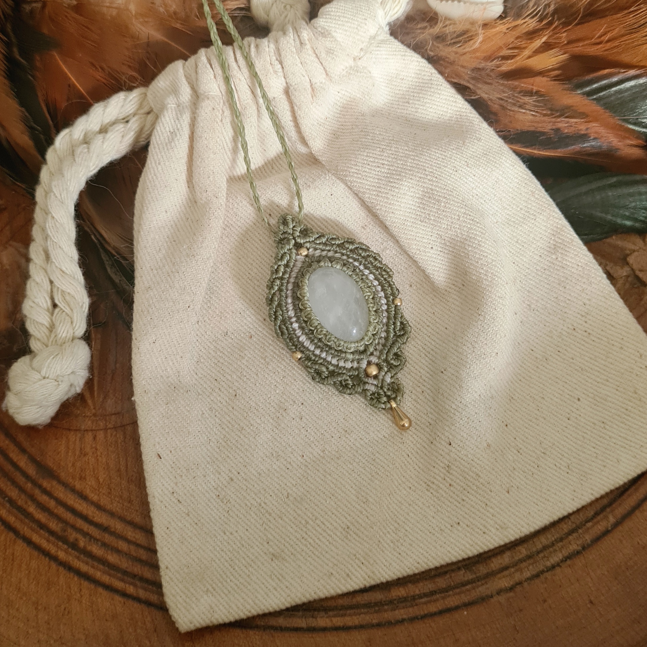 Macramé ketting Bergkristal