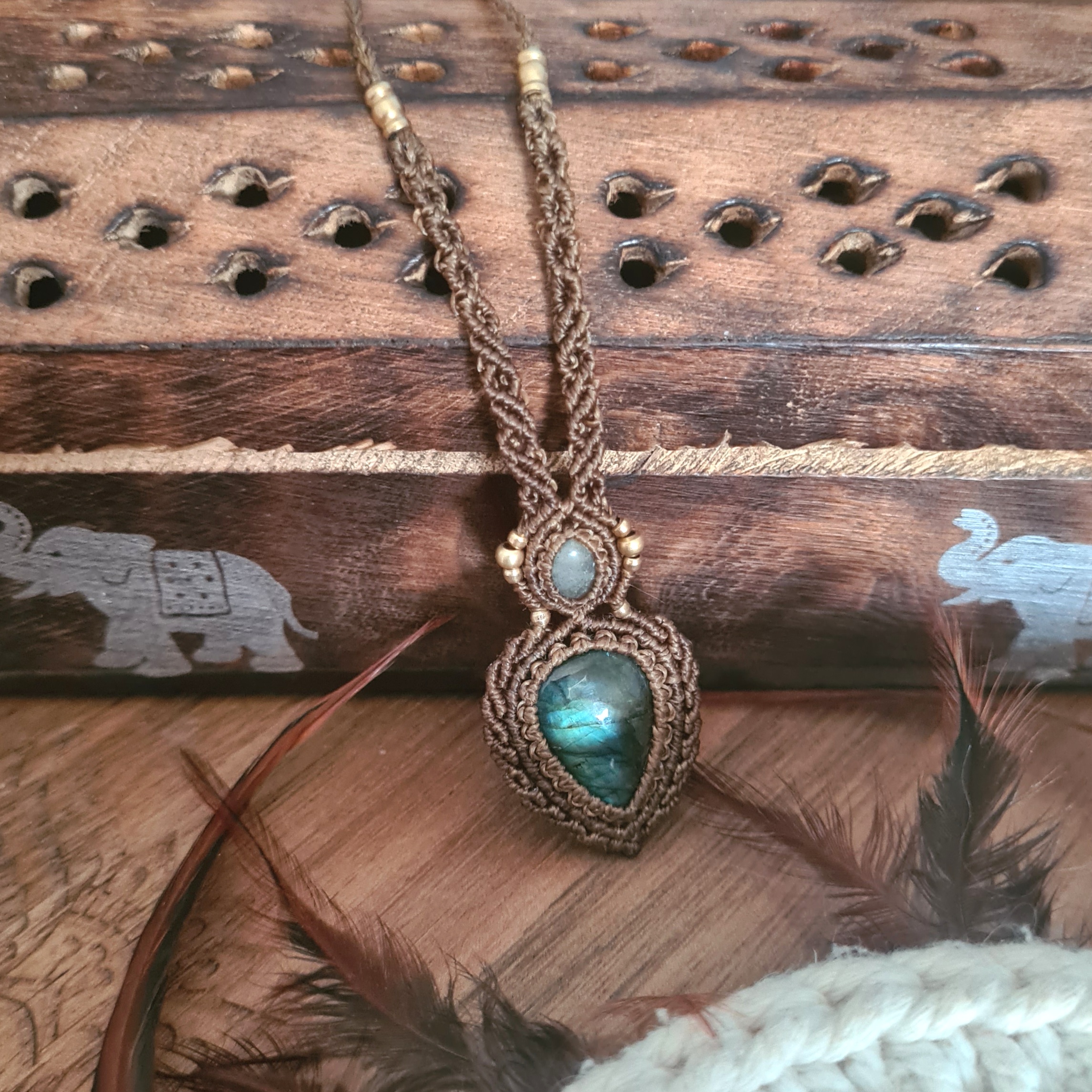 Macramé ketting Dubbele Labradoriet