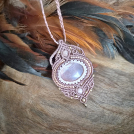 Macramé ketting  Maansteen