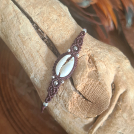 Armbandje Kauri