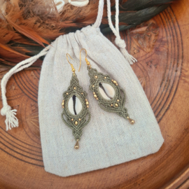Macramé oorbellen Kauri