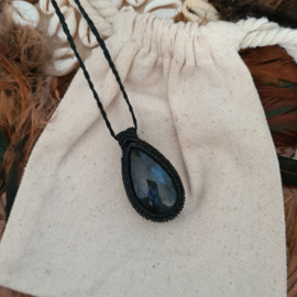 Macramé ketting Labradoriet