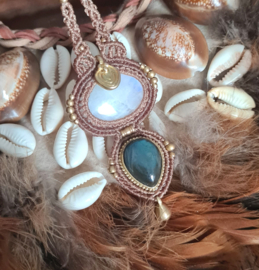 Macramé ketting Maansteen en Labradoriet