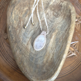 Macramé ketting  Maansteen