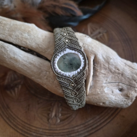 Macramé armband Prehniet