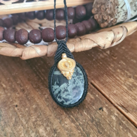 Macramé ketting Kambaba Jaspis