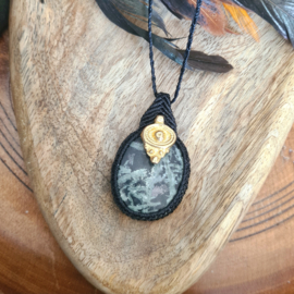 Macramé ketting Kambaba Jaspis