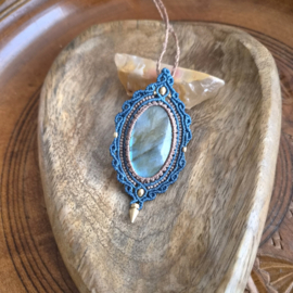 Macramé ketting Labradoriet