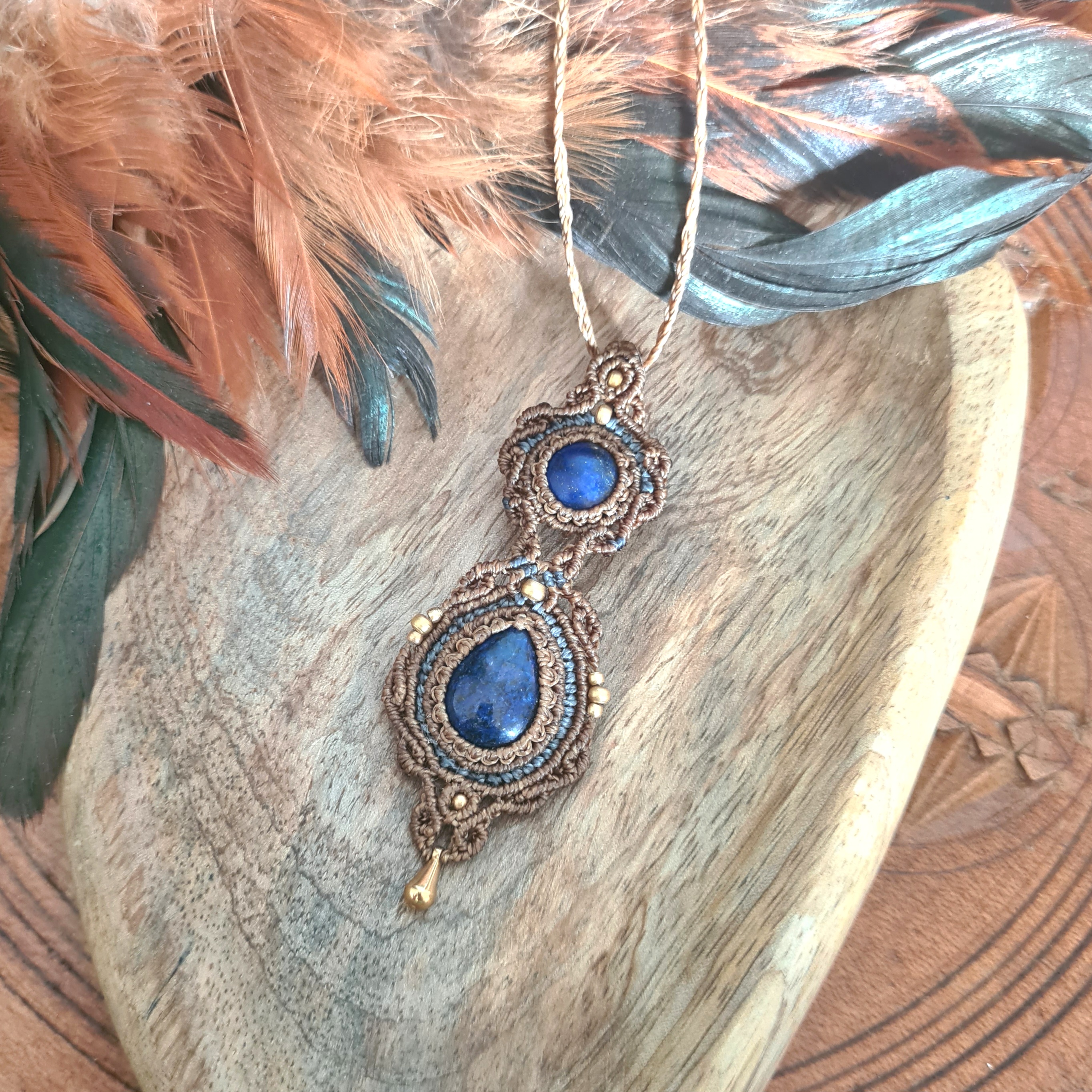 Macramé ketting Lotus Lapis Lazuli