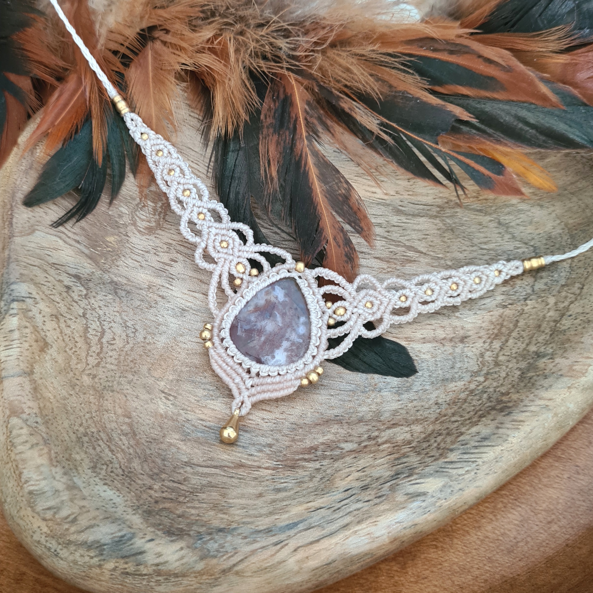 Macramé ketting Mosagaat