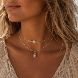 Double layered choker Maansteen