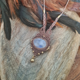 Macramé ketting  Maansteen