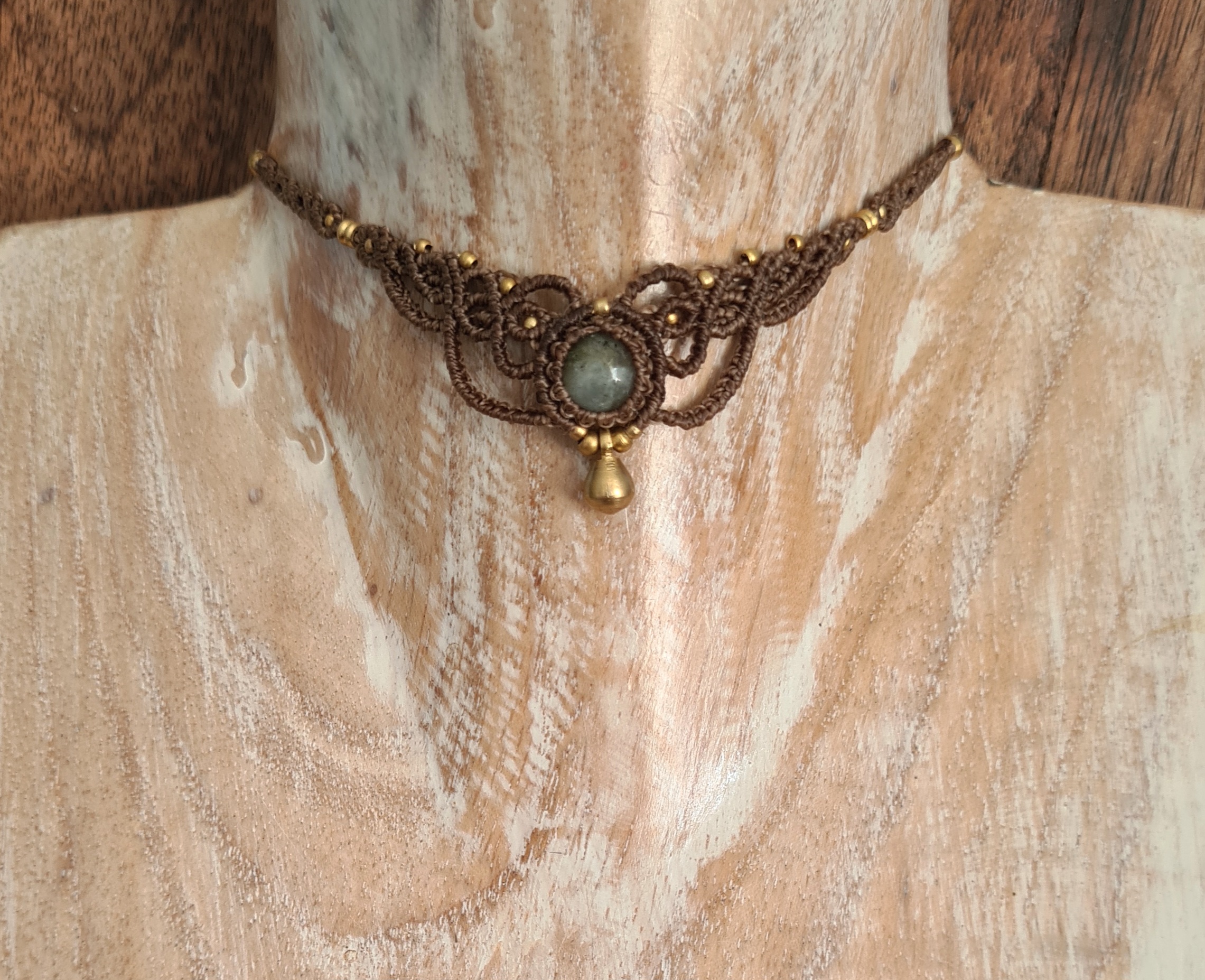 Macramé choker Labradoriet