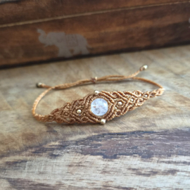 Macramé armbandje Bergkristal
