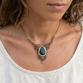 Macramé ketting  Serpentijn