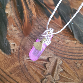 Aurakwarts Crystal Pendant