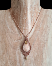 Wrapped stone ketting Scoleciet