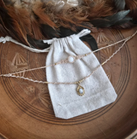 Double layered choker Maansteen