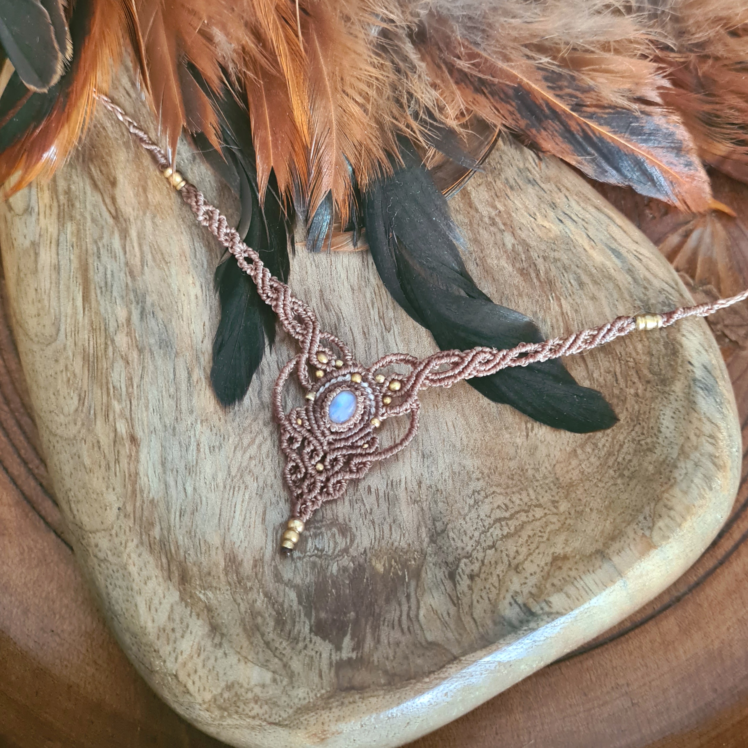 Macramé choker Maansteen