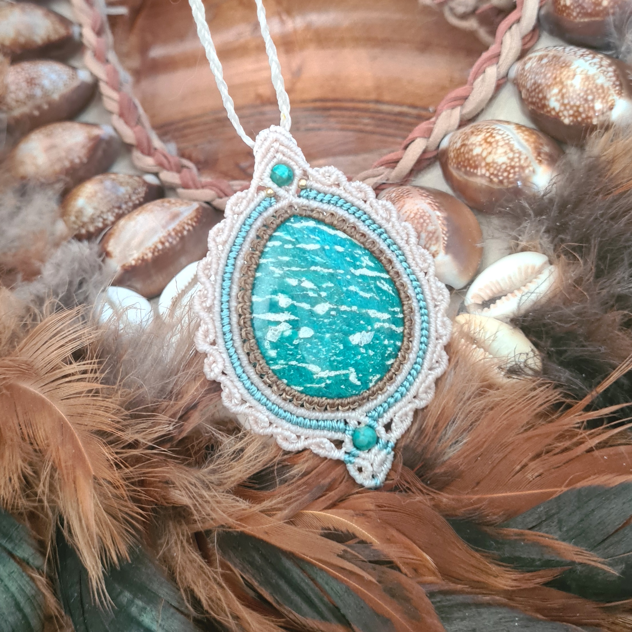 Macramé ketting Amazoniet