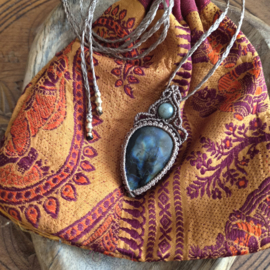 Macramé ketting Labradoriet