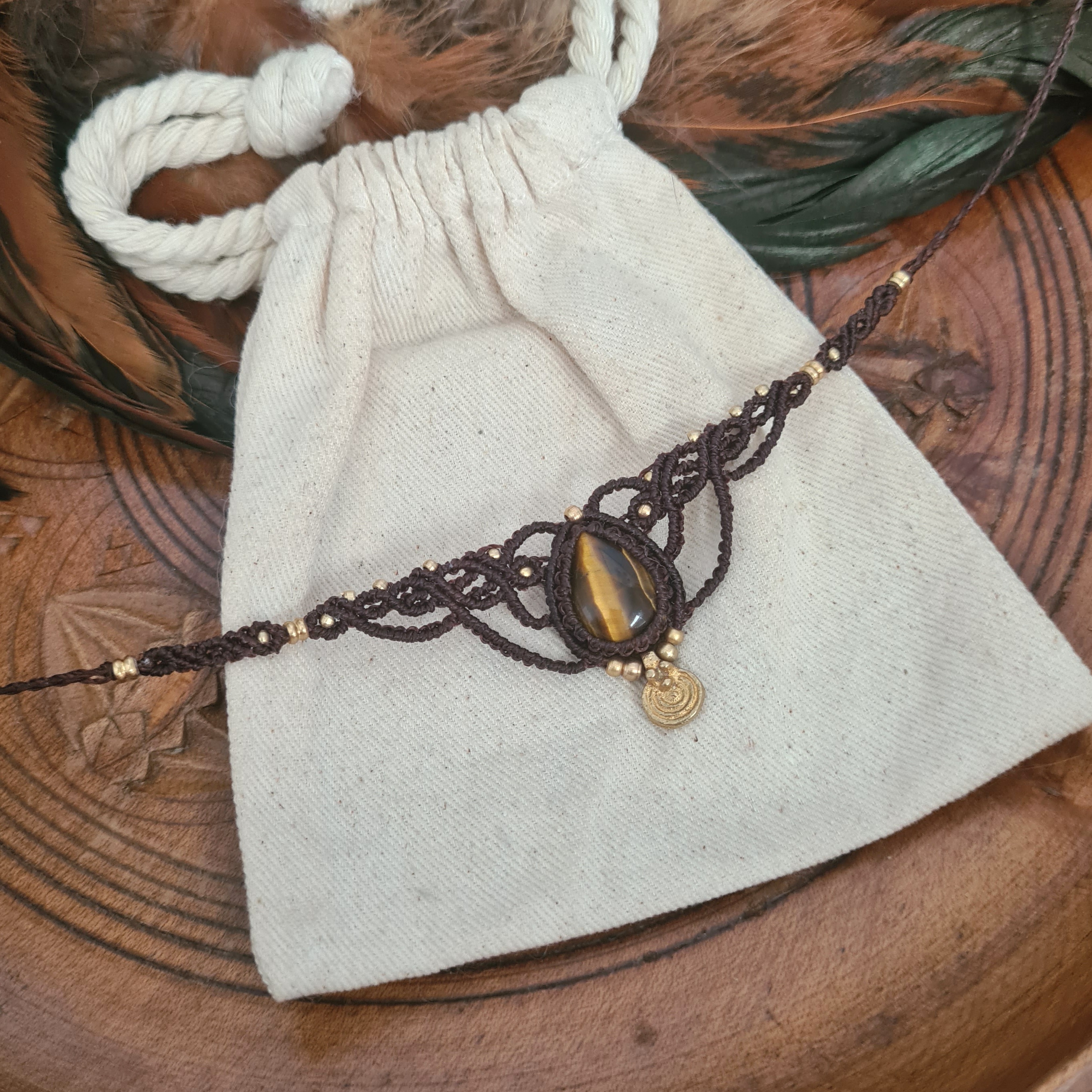 Macramé choker Tijgeroog