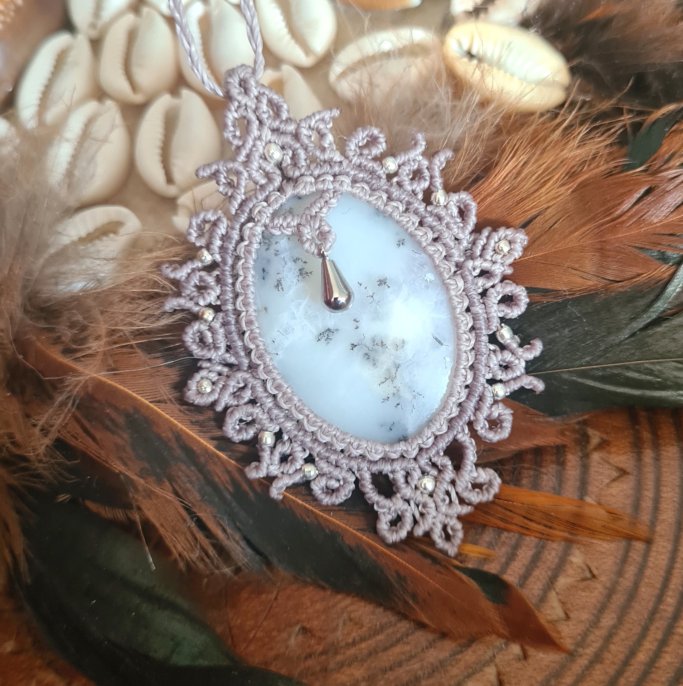 Macramé ketting Dendriet Opaal