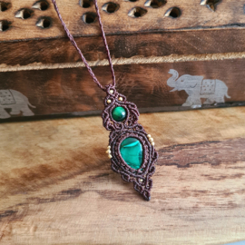 Macramé ketting Malachiet
