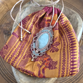Macramé ketting Aquamarijn