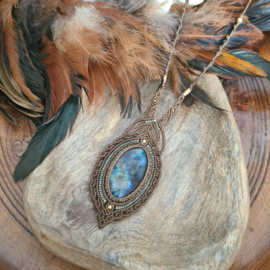 Macramé ketting Labradoriet
