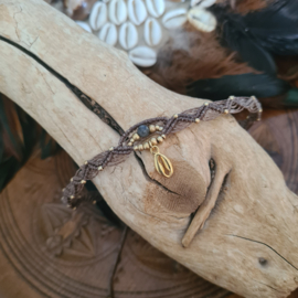 Macramé enkelbandje Kauri gold
