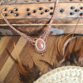 Macramé ketting Maansteen