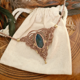 Macramé ketting Labradoriet