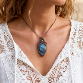 Macramé ketting Labradoriet