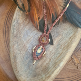 Macramé ketting Labradoriet en Tijgeroog
