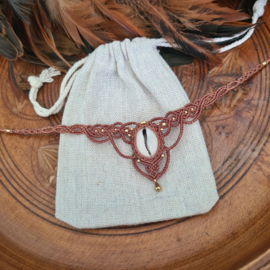 Macramé choker Kauri schelp